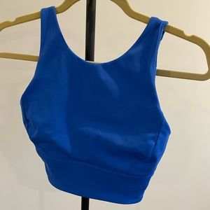 Lululemon size 4 blue, high neck line bra